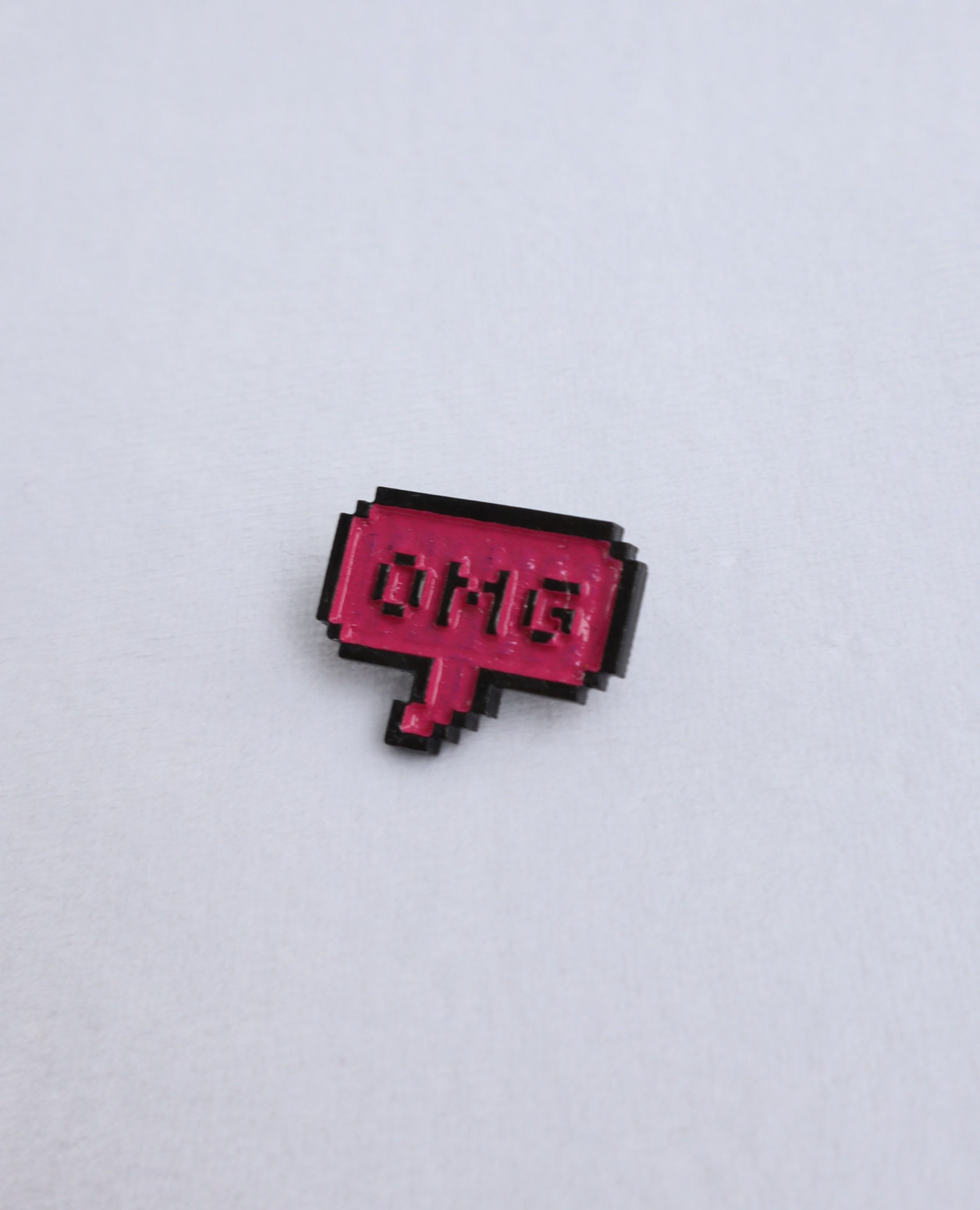 Pin OMG Negro