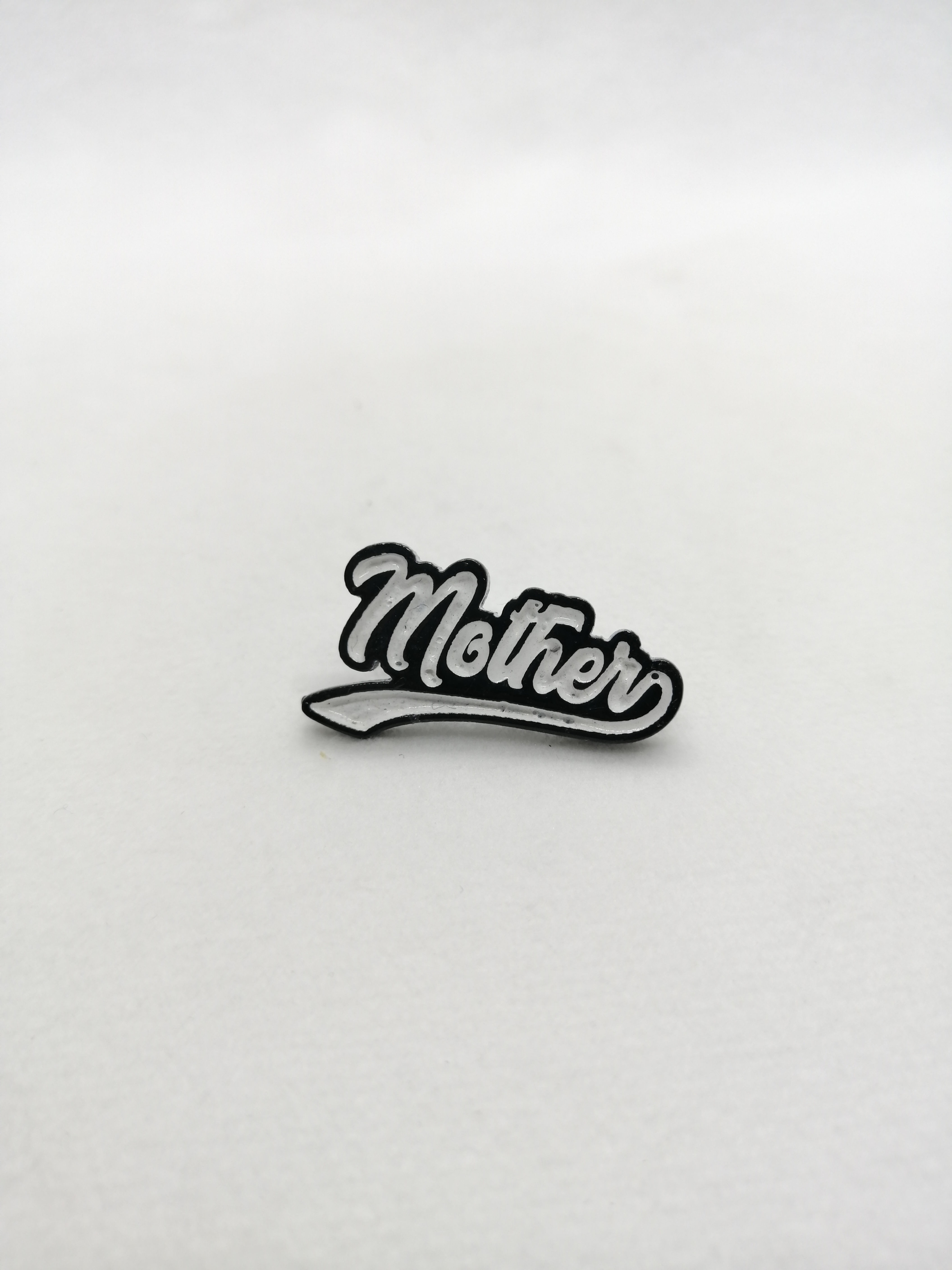 Pin Mother Negro