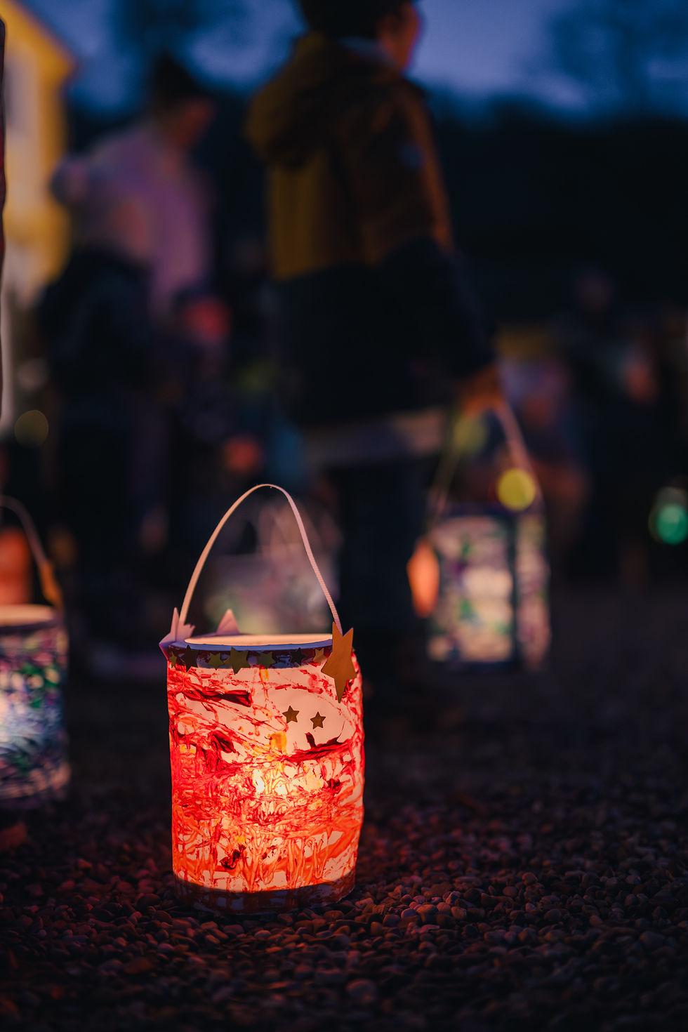 Laterne leuchtet im Dunkeln