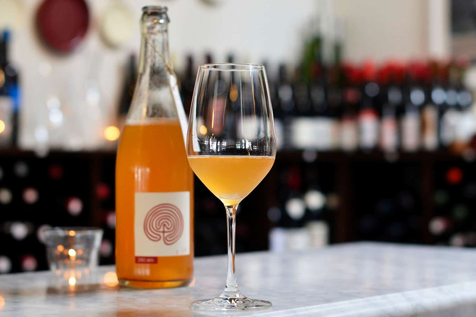 Los vinos naturales se distinguen por evitar procesos de filtrado.