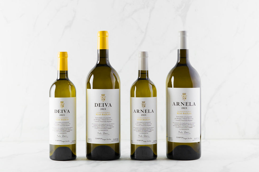 Vega Sicilia, legendaria productora de vinos tintos de alta gama en la denominación Ribera del Duero, ahora lanza un vino blanco de similar alcurniaatura desde Reas Baixas, en Galicia.
