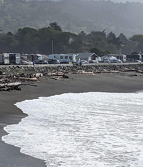 beachfrontrv.jpg