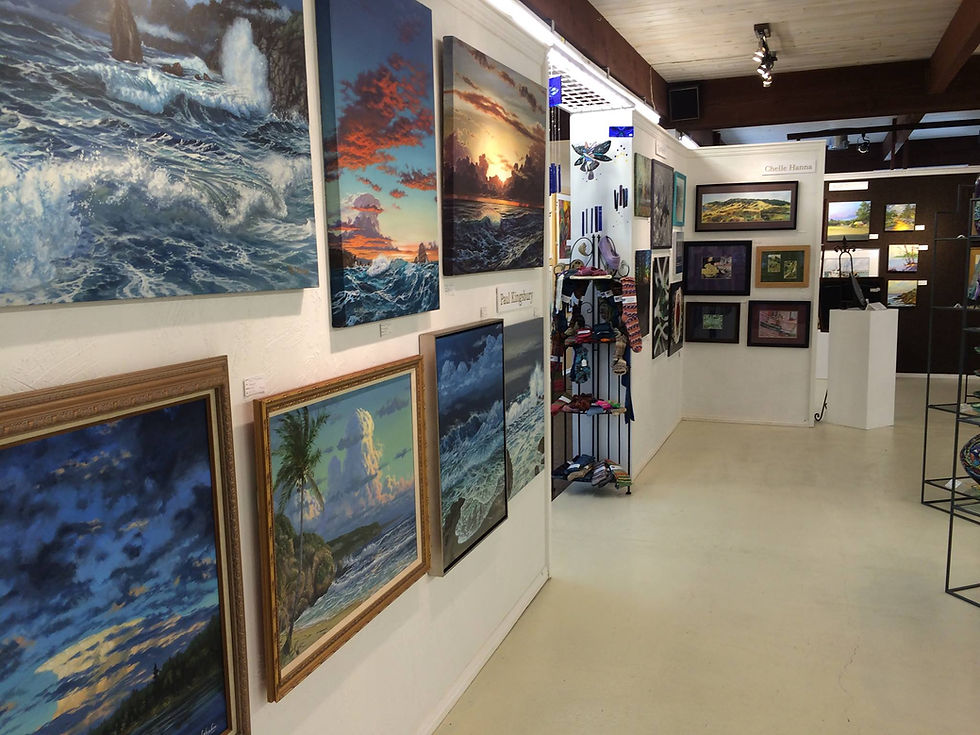 Art Gallery showing many paintings and sculptures.