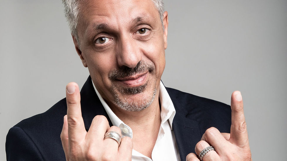 Guarda che stelle | Agrate a Teatro