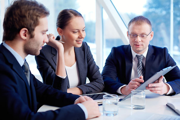 businessman-explaining-his-proposal.jpg