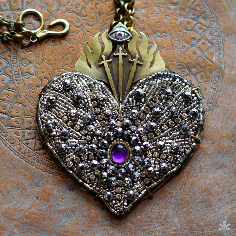 Thumbnail: Sacro Cuore Necklace