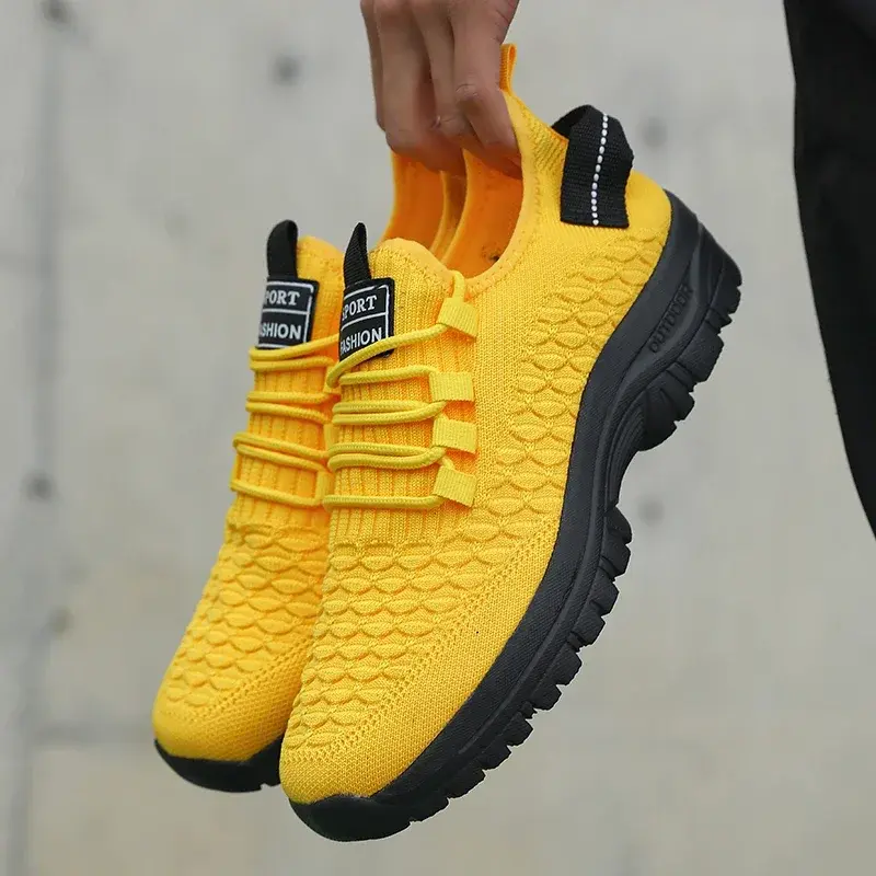 Thumbnail: Men's Bright Yellow Outdoor Sneakers Breathable Mesh Construction Shock