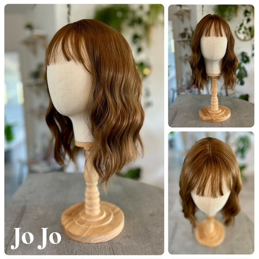 Chestnut brown shoulder length wig