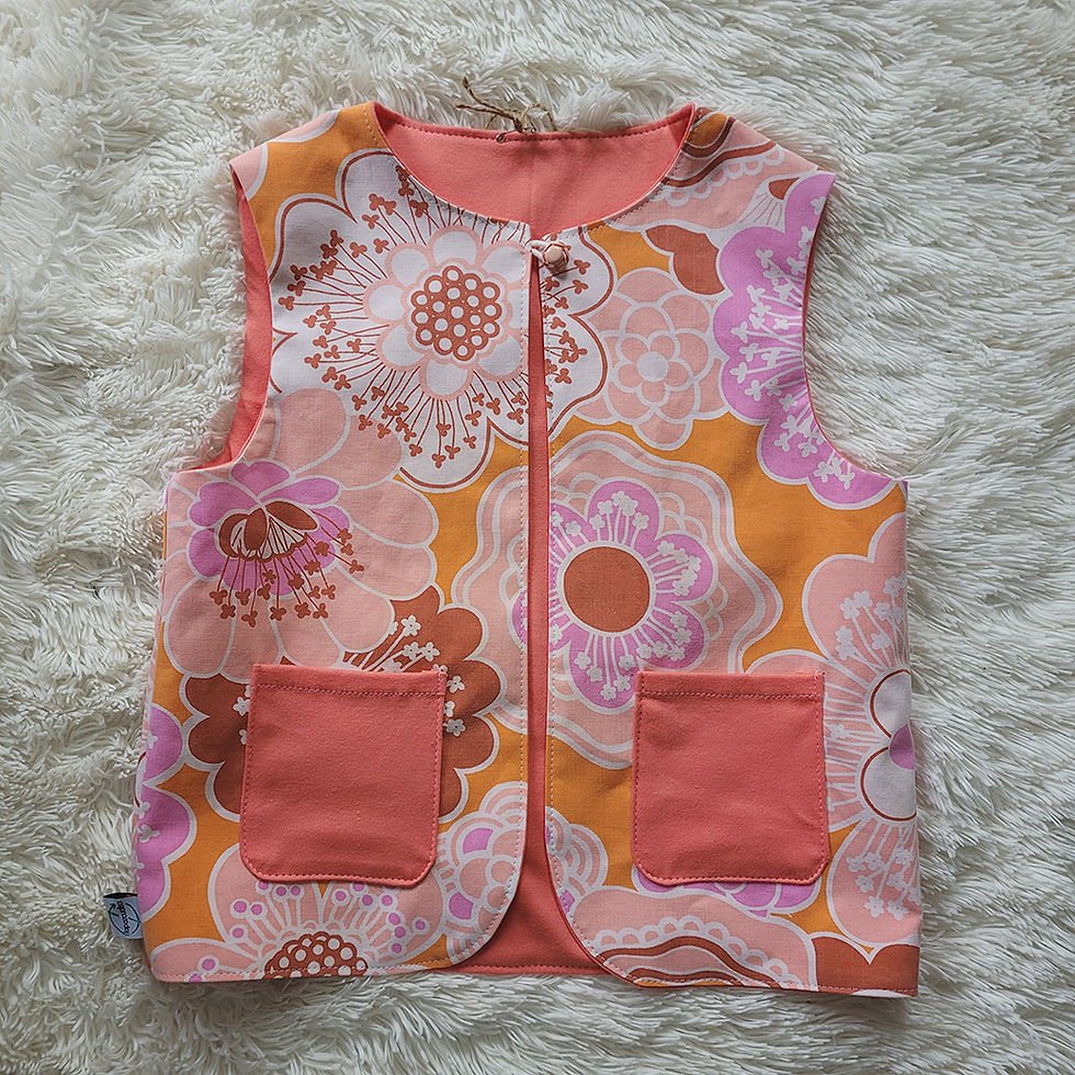 Miniature : Gilet sans manche enfant fleuri vintage vue à plat