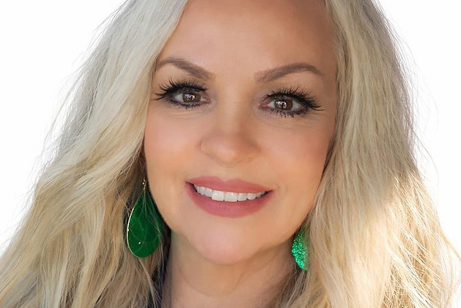 Kelli Martin Owner of Tomlinson Press