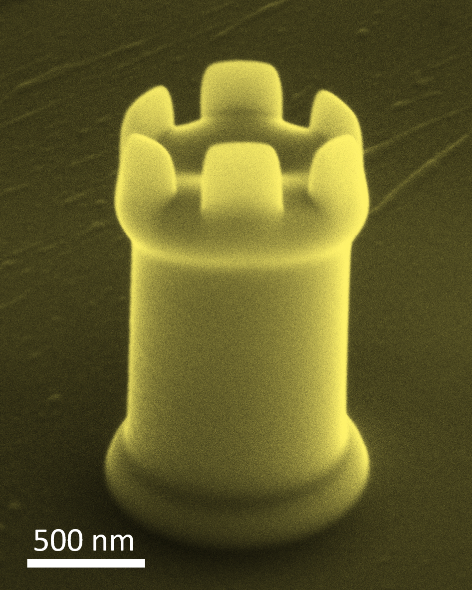 Many examples of shapes and structures that can be produced using 3D nanoprinting technology are created during students' internships - such as this miniature tower. @ CDL DEFINE/TU Graz