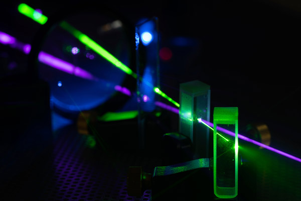 Eiji Takahashi and RAP colleague, Lu Xu have made a breakthrough in high-energy ultrafast lasers. @ William Bulgar/Science Photo Library/Getty