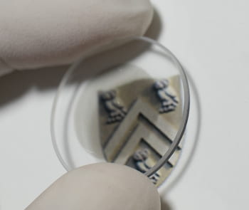 Ultrathin, broadband polarization rotators are made possible by ultrathin carbon nanotube films developed at Rice University in 2016. The films of highly aligned single-walled nanotubes were first made in 2016. @ Kono Laboratory