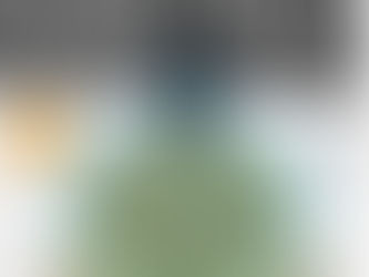 Schematic of the hydrovoltaic device with a top evaporating electrode surface and a bottom, array of silicon nanopillars immersed in water.