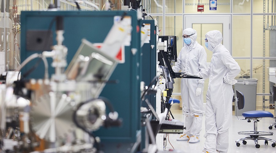 The National Science Foundation’s nearly $2 million Future of Semiconductors (FuSe) program grant will support research enabling next-generation semiconductors. @ Andrew Collings