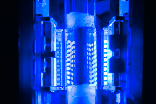 A reaction cell tests copper-iron plasmonic photocatalysts for hydrogen production from ammonia. @ Brandon Martin