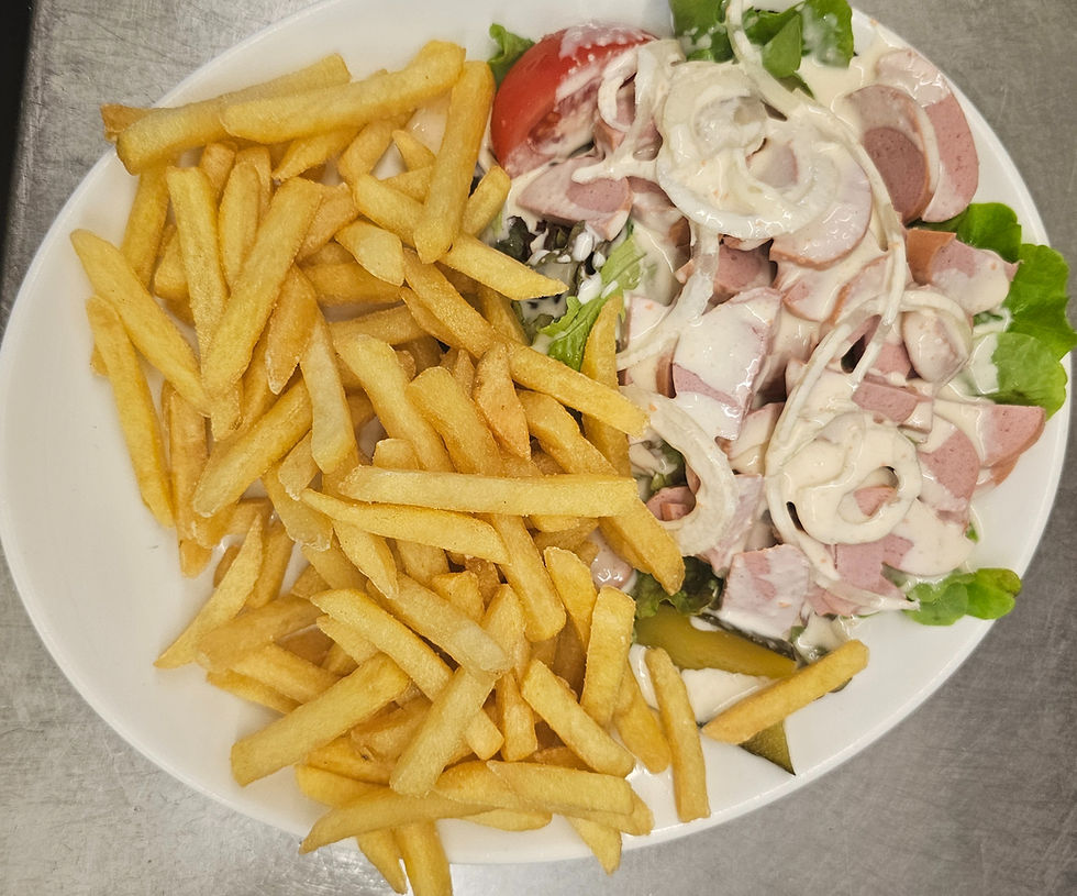 Wurstsalat mit Pommes frites image