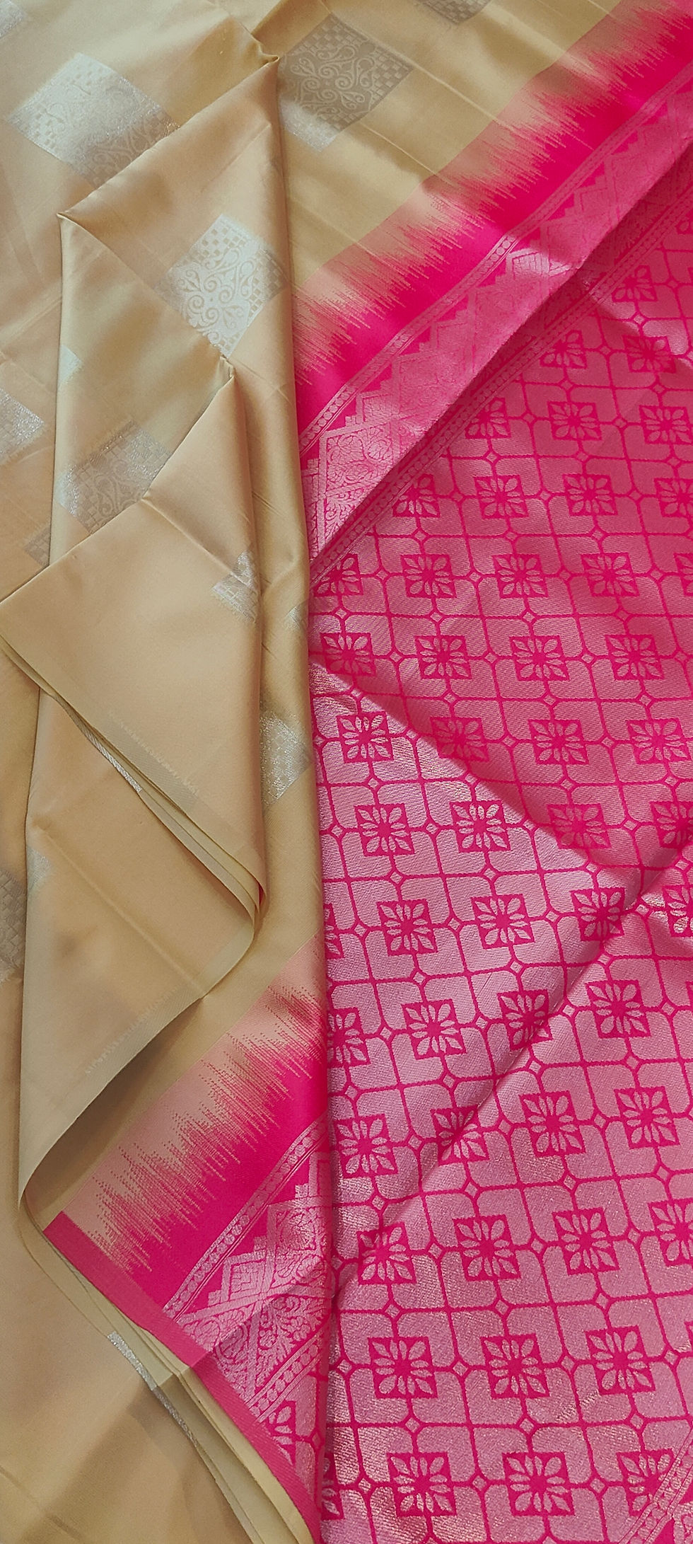 Thumbnail: Soft silk
