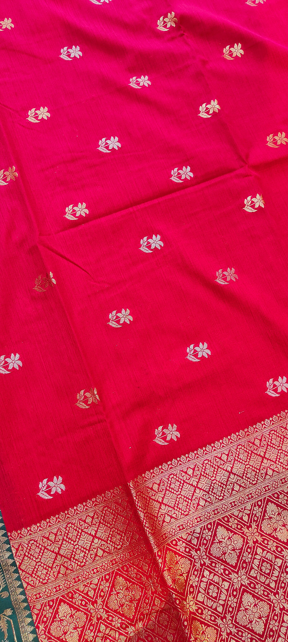 Thumbnail: Malai silk