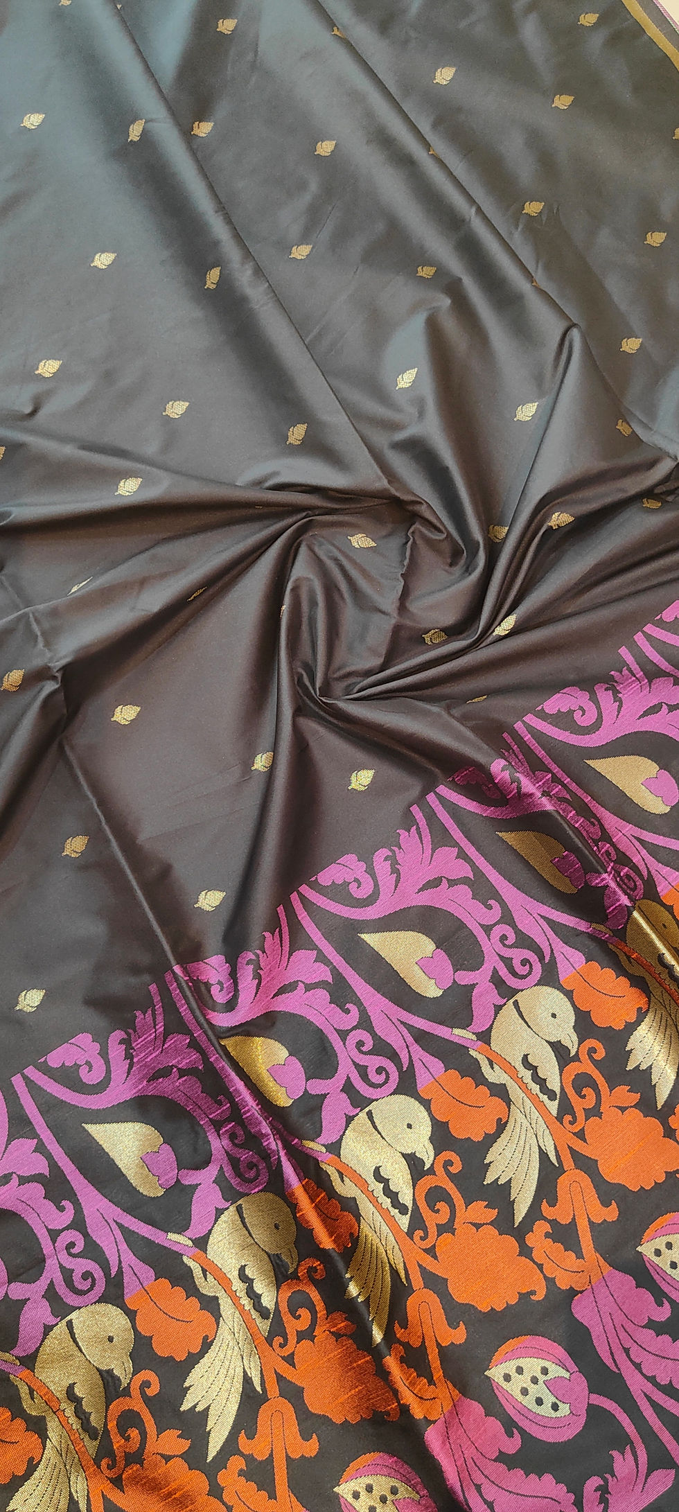 Thumbnail: Soft silk