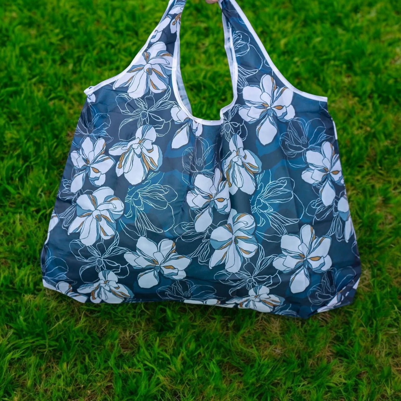 Magnolia Midnight Reusable Shopping Bag