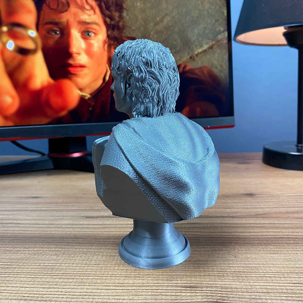Küçük resim: Frodo Baggins Büst Figür 15cm