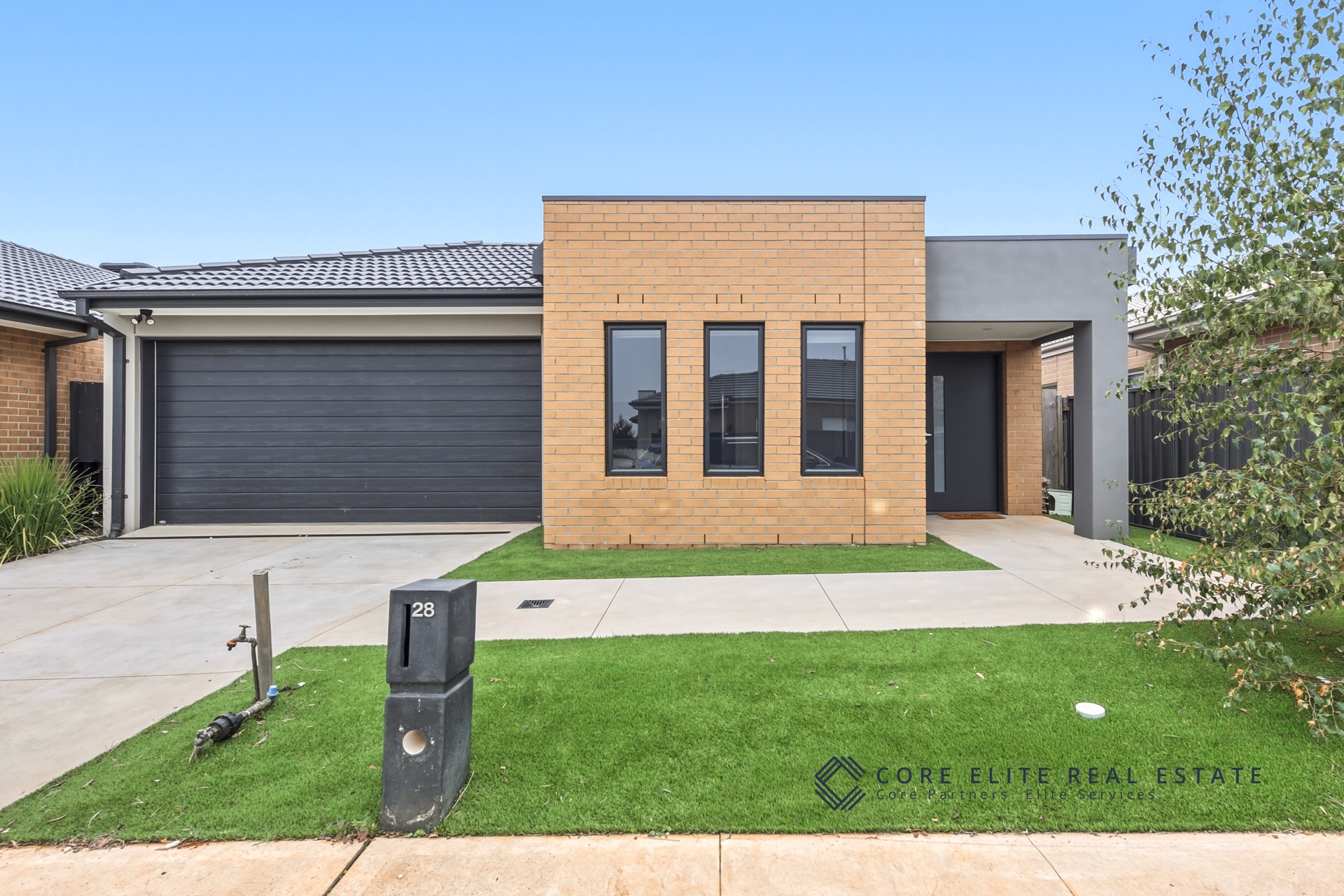 28 Hanover Cct Melton South VIC 3338, Melton South - Thumbnail 3