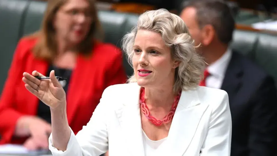 Housing Minister Clare O'Neil says the ban will get more Australians into their own homes. (Lukas Coch/AAP PHOTOS)
