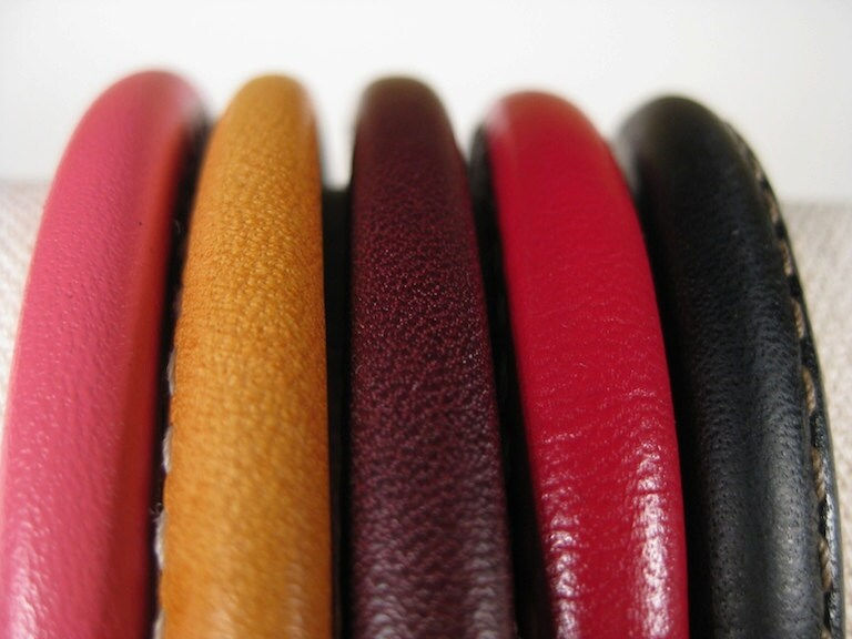 Thumbnail: Leather Bracelet Lipstick
