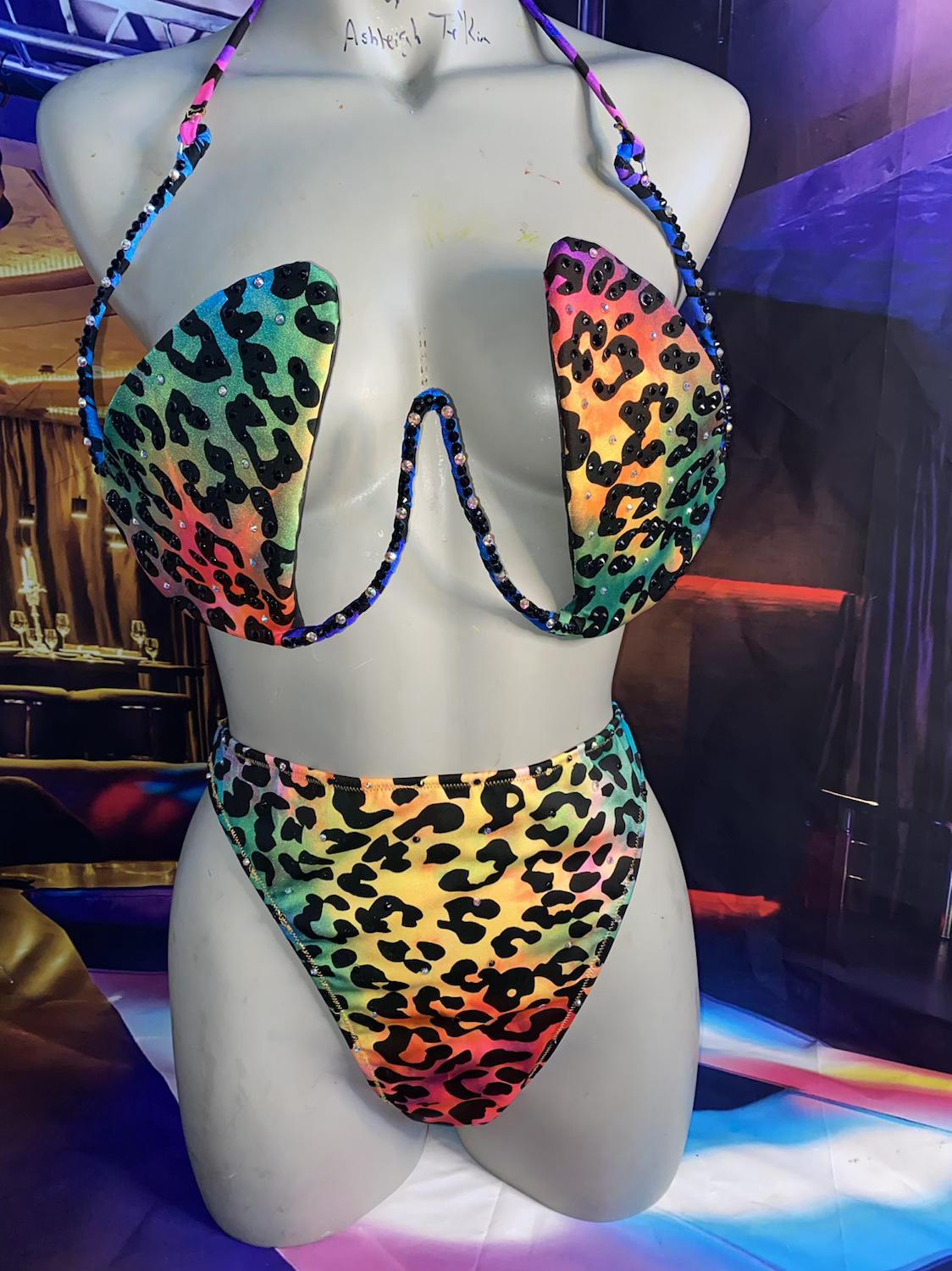 CARNIVAL CHEETAH-FUN