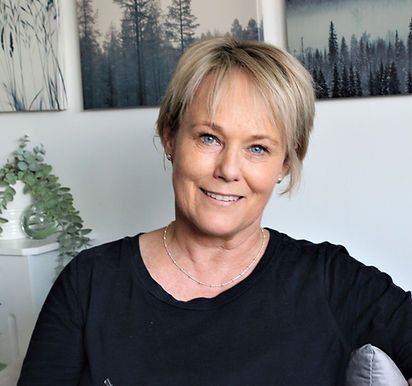 An image of Sue Wimpenny owner of The Willows Hypnotherapy