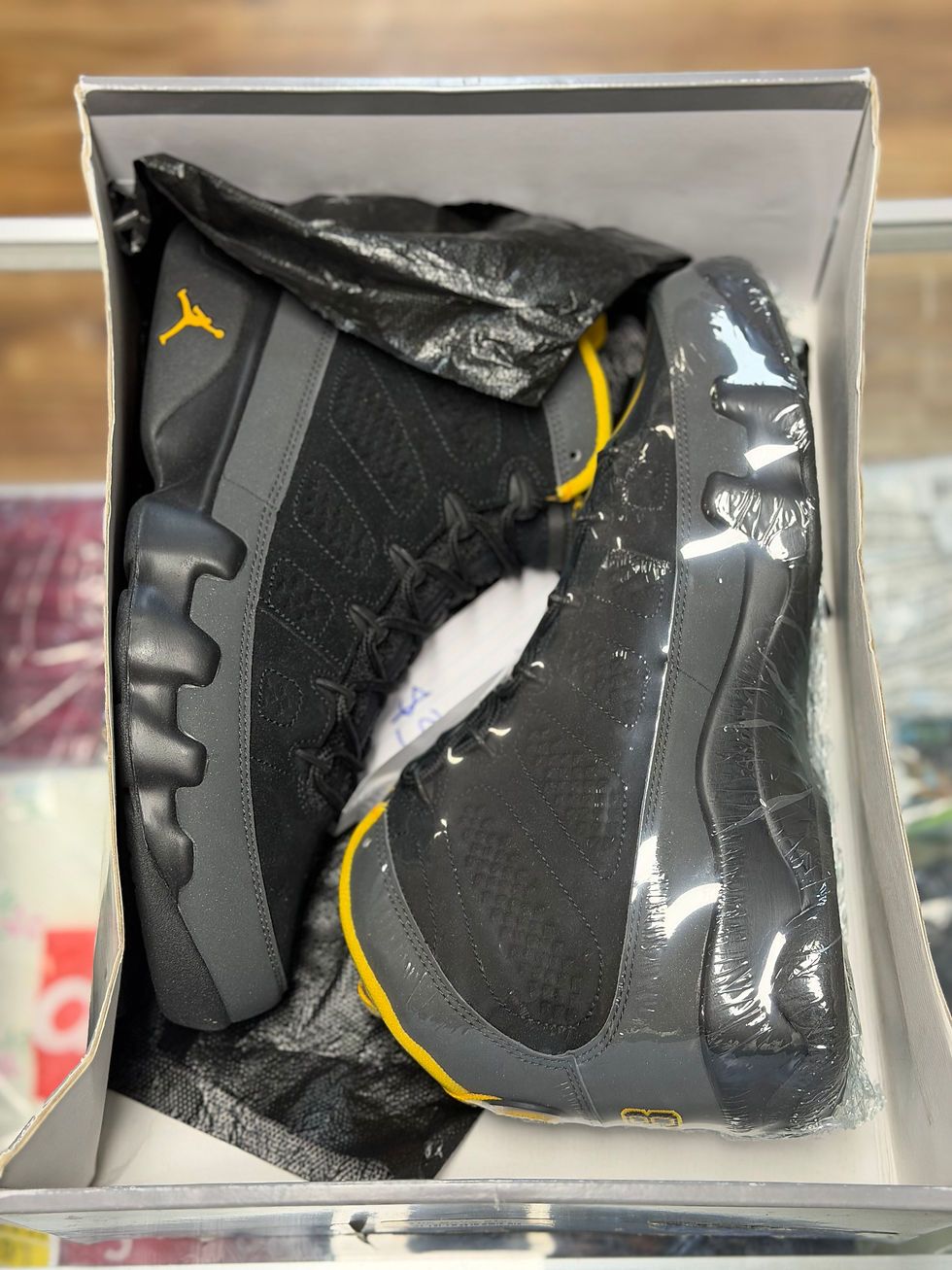 Thumbnail: Jordan 9 “Univ Gold” sz 10 New