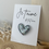 Miniature : L’amour en carte et en broche