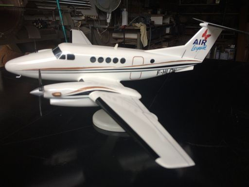 B 200