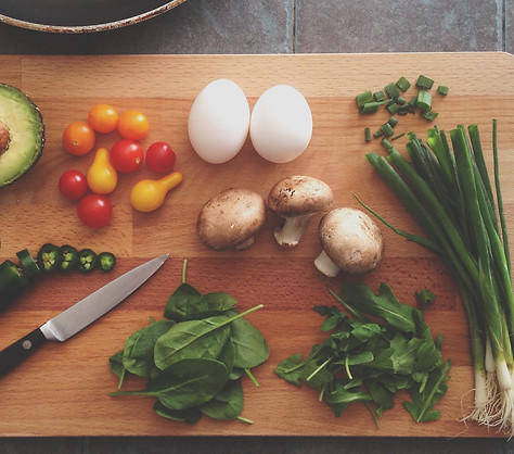 Chopping%20Ingredients_edited.jpg