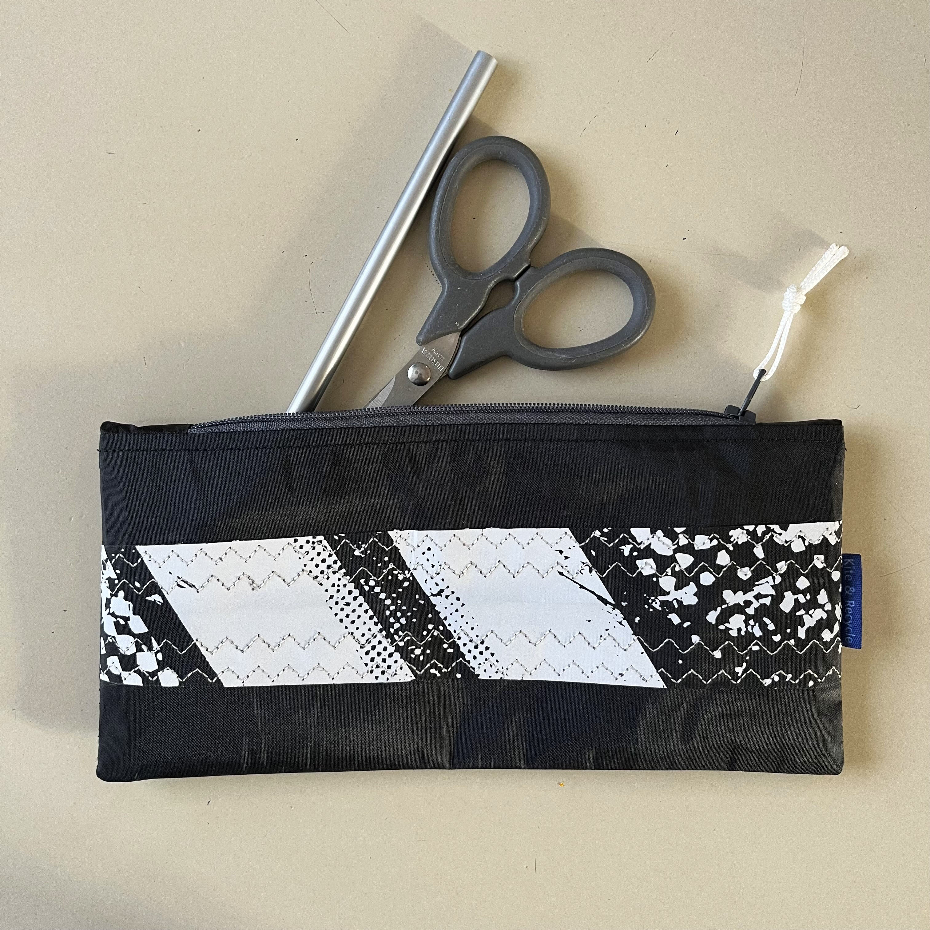 TROUSSE A CRAYONS RODRIGUES 2