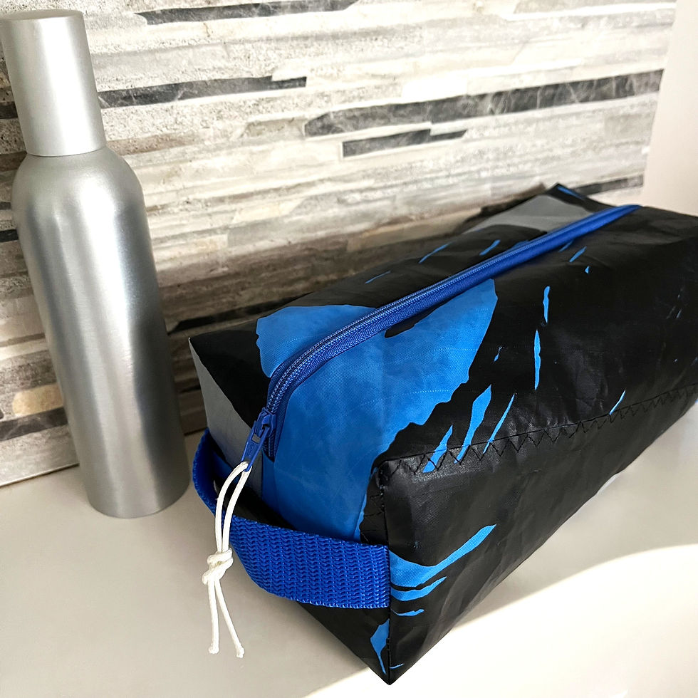 Miniature : TROUSSE DE TOILETTE GLENAN 29
