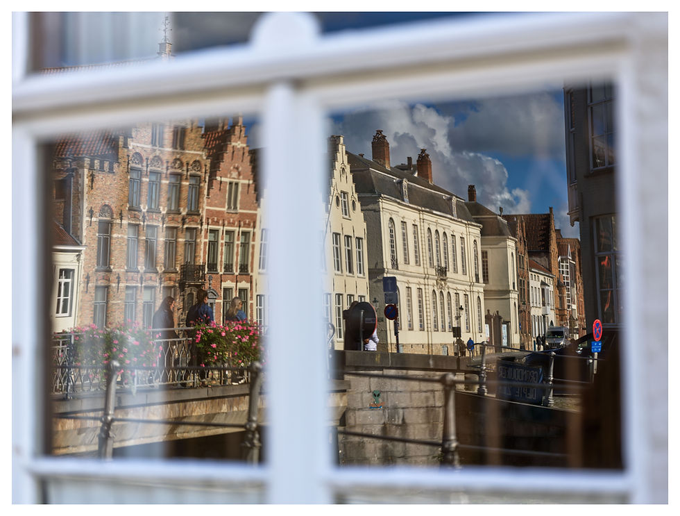 Maybe I should look in the mirror more often. [Hasselblad X2D, Hasselblad 38mm F2.5]