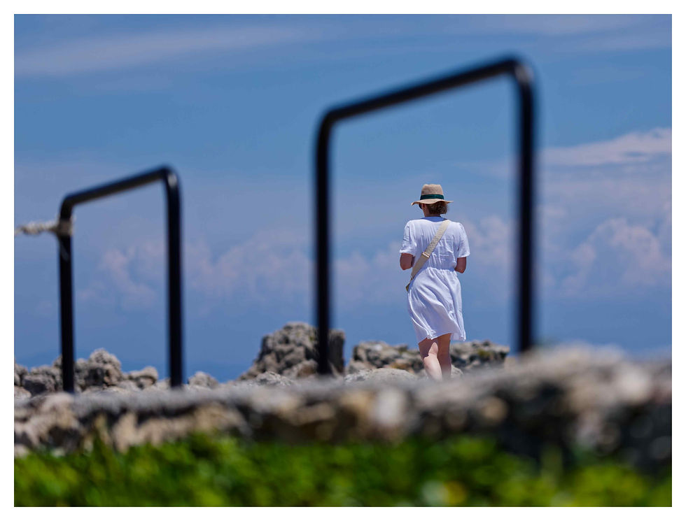 Decent framing work | Fuji X-T5 - Viltrox 75mm F1.2