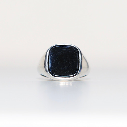 Black Onyx Silver Ring | Junie Vintage