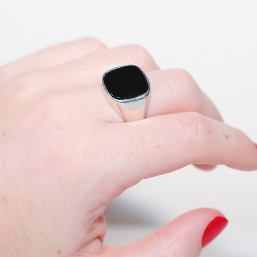 Black Onyx Silver Ring | Junie Vintage