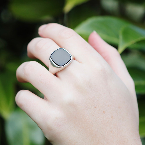 Black Onyx Silver Ring | Junie Vintage