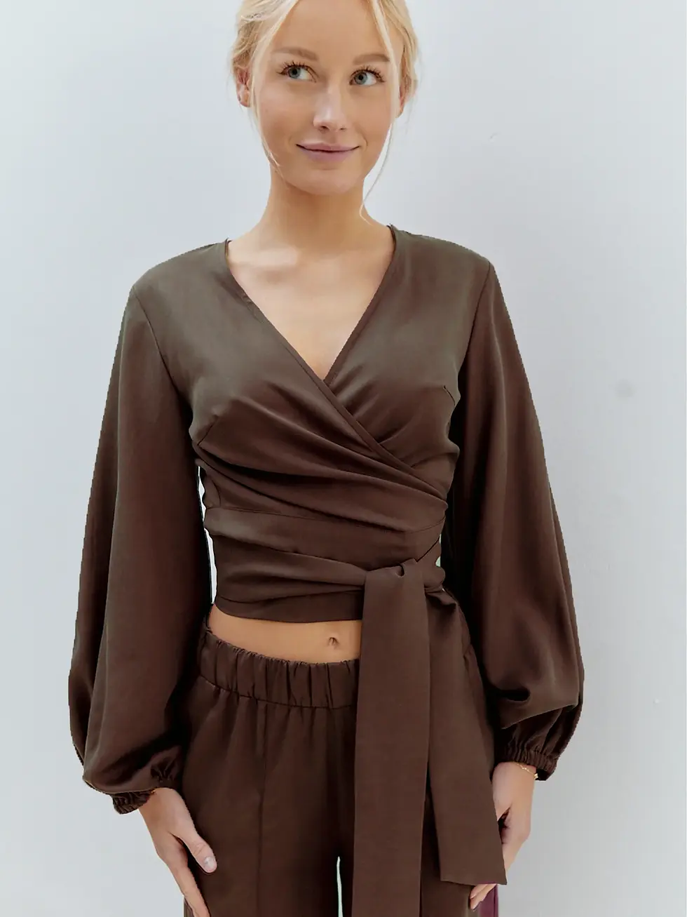 Katja Wrap Blouse Brown - Meijerhof