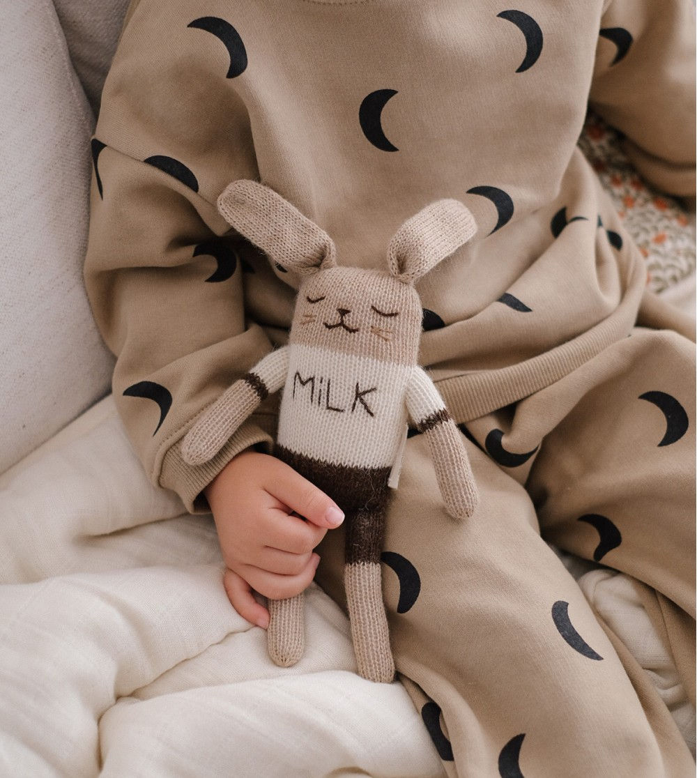 Milk bunny knit toy - Main Sauvage x Organic Zoo