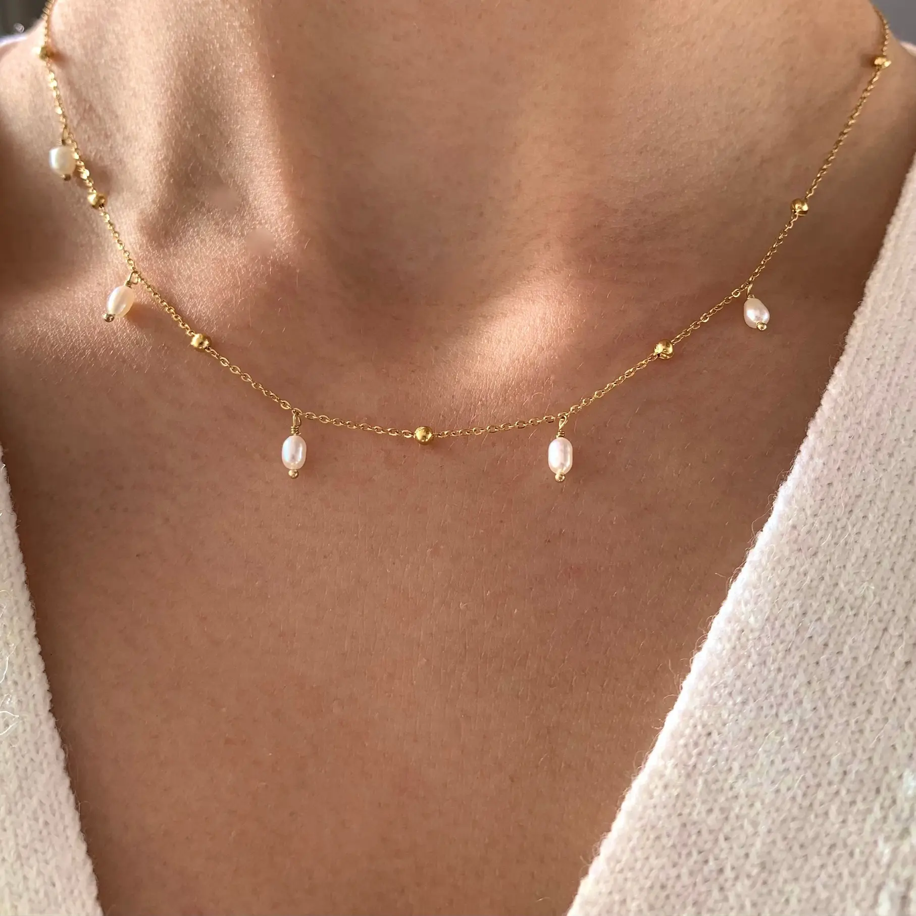 Freshwater Pearl Necklace - Victoire Collection 