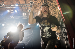 At the gates - Argentina