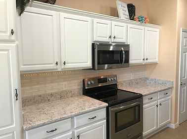Lynn Farrell's Kitchen (1).jpg