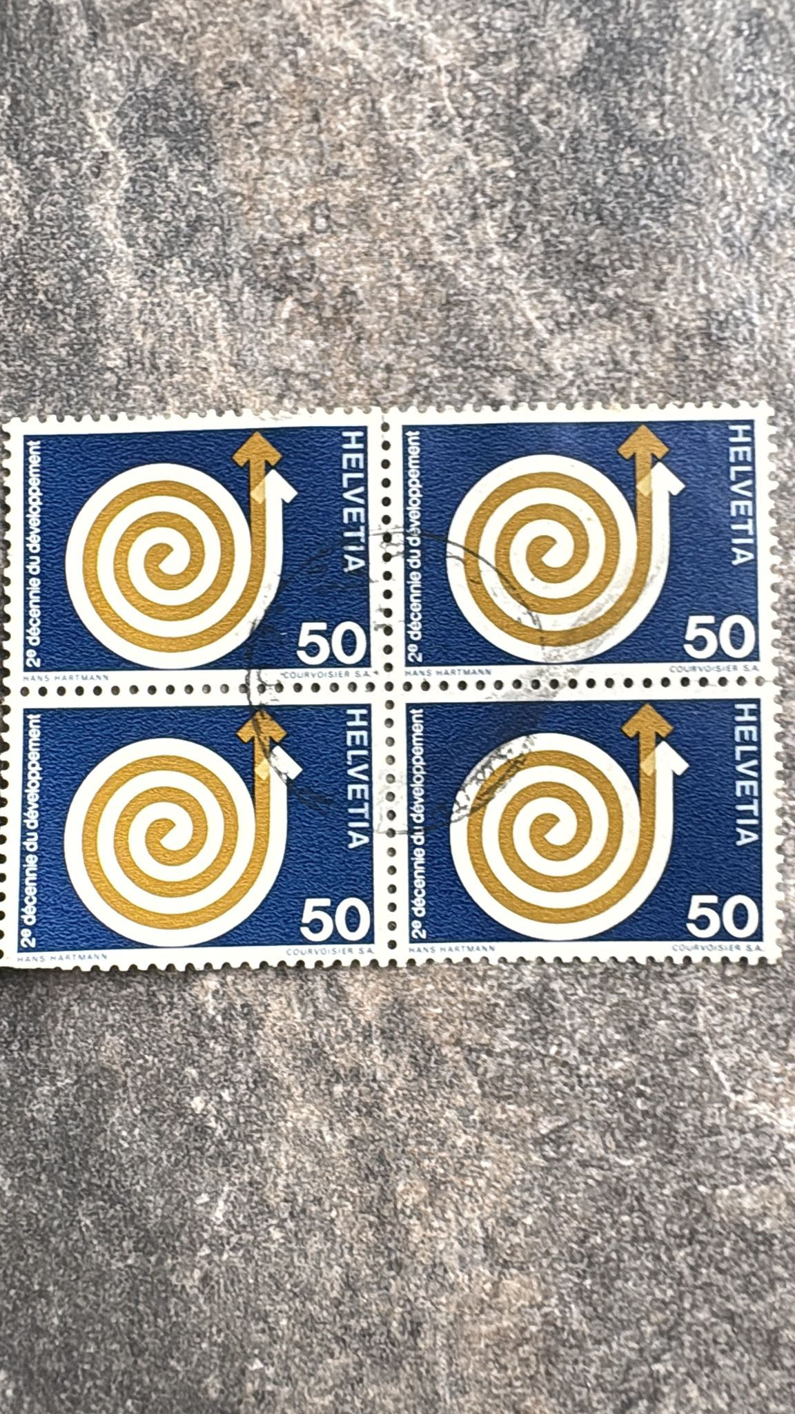 F687-Switzerland Helvetia 50c Spiral Design Stamp Block of 4 – Used / CTO