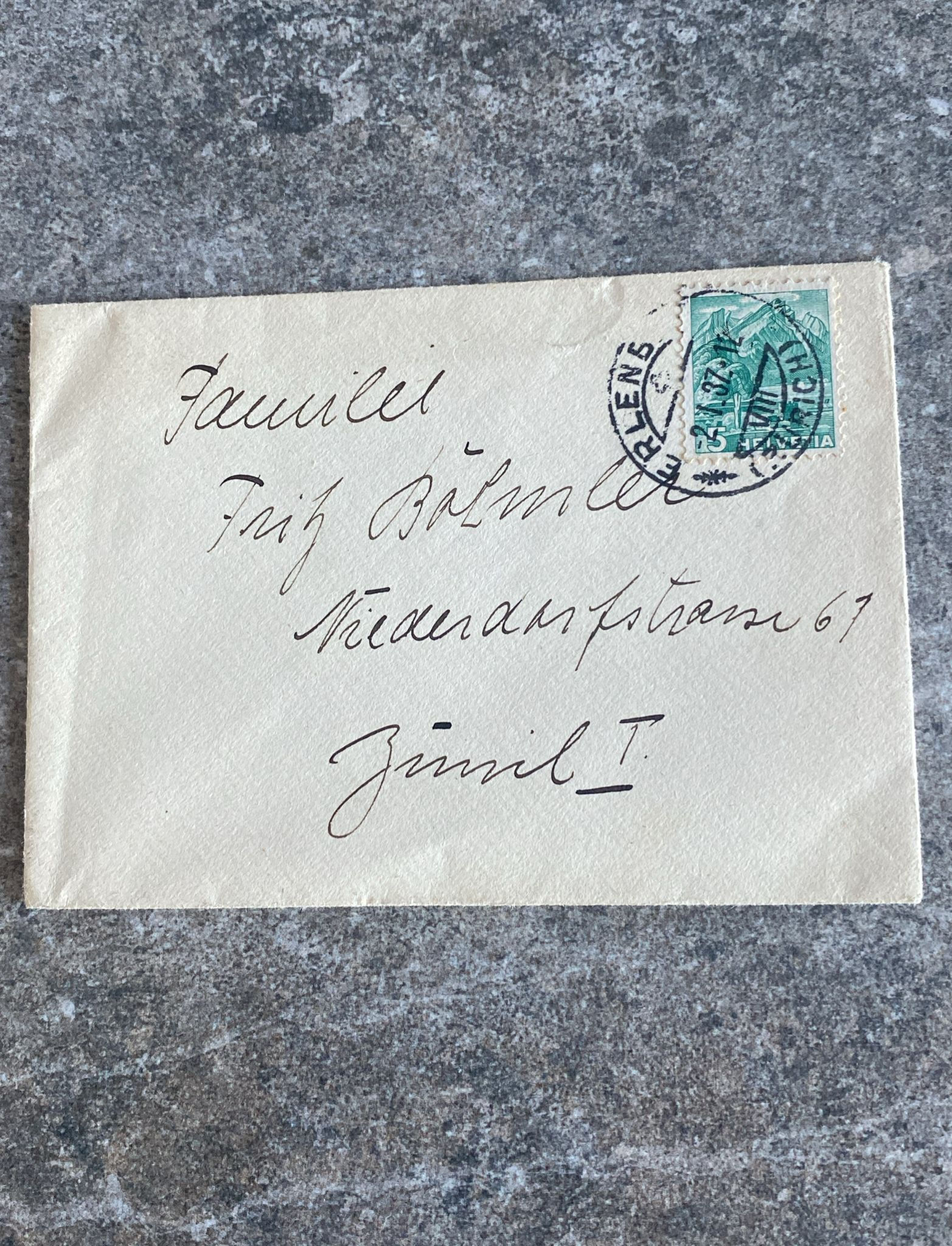 A349-Vintage 1951 Swiss Cover Envelope with 15c Helvetia Stamp Zürich Postmark
