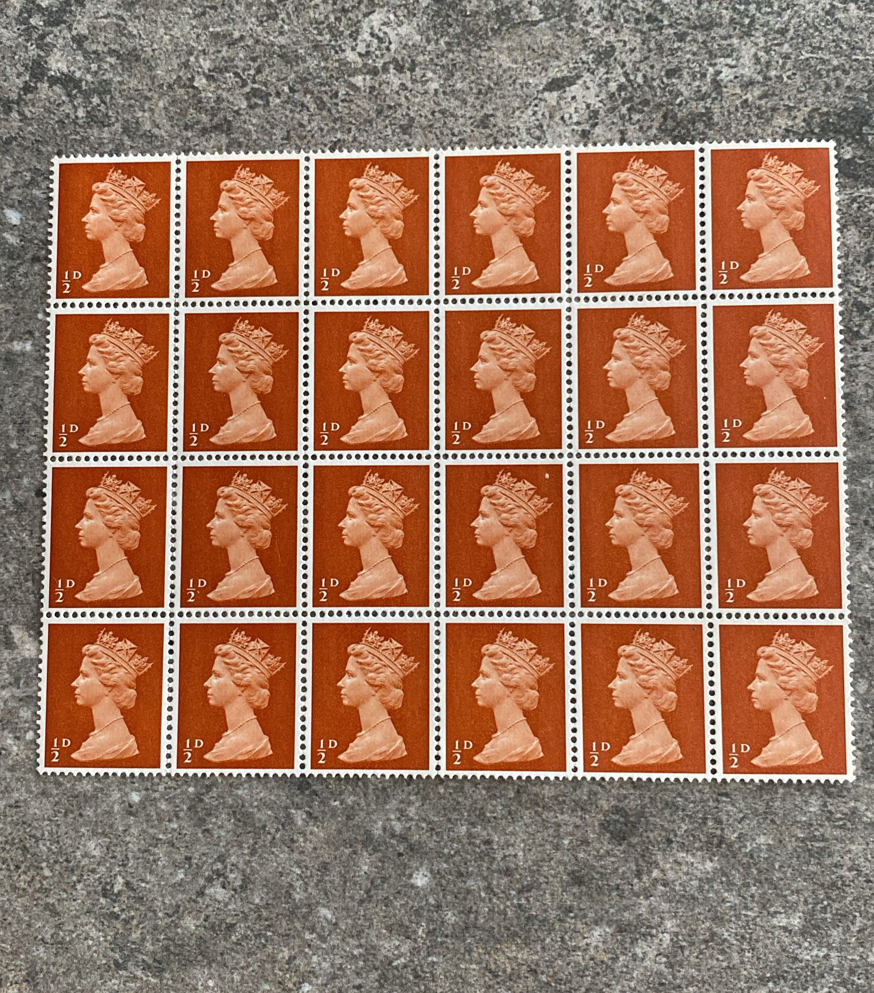 B213-Great Britain QEII Machin ½d Reddish-Brown Unmounted Mint Sheet(25Stamps)